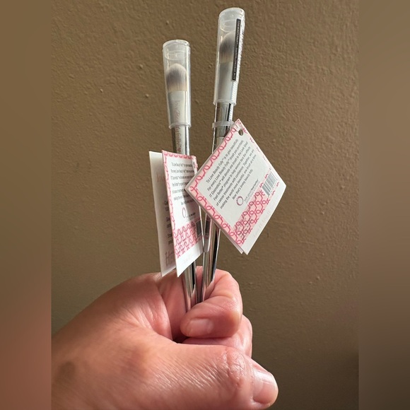 IT Cosmetics Essential Concealer Brush # 212, Make-up Brush Ulta Factory Sealed - Picture 3 of 9